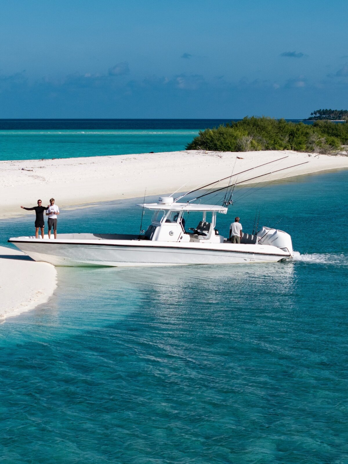 38ft offshore fishing cruiser in South Ari Atoll, Maldives
